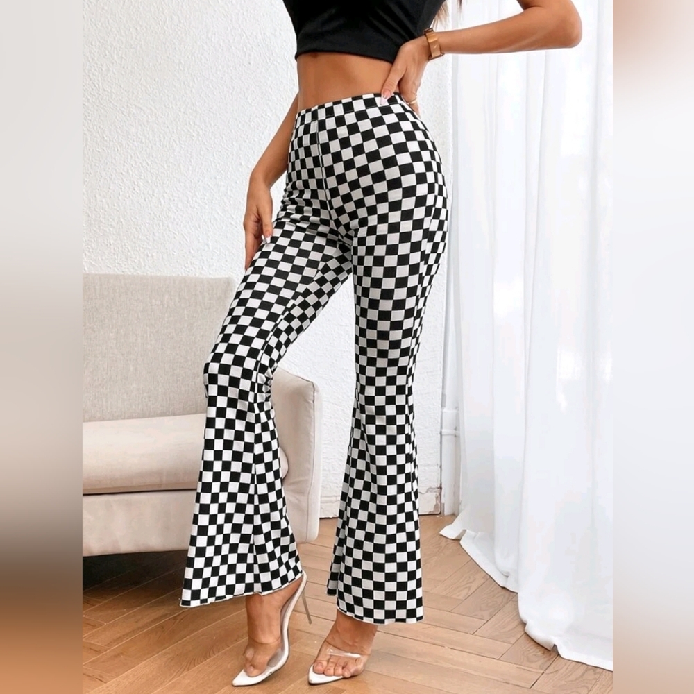 Checker fit & flare pants